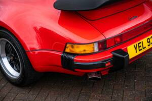 Bild 38/47 von Porsche 911 Turbo 3.3 (1987)