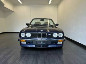 Bild 5/50 von BMW 325i (1989)