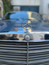 Immagine 23/38 di Mercedes-Benz 230 CE (1983)