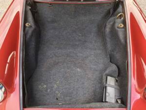 Image 13/19 of Porsche 912 (1967)