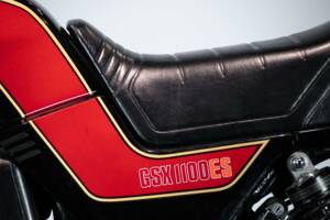 Image 9/50 de Suzuki GSX 1100 ES (1988)