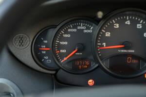 Image 48/50 of Porsche 911 Carrera 4 (1999)