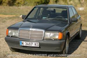 Image 2/41 of Mercedes-Benz 190 E 2.6 (1987)
