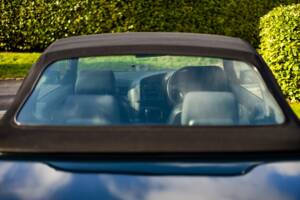 Image 38/49 of BMW 328i (1998)