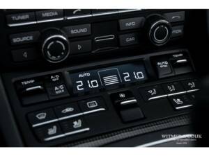 Image 38/47 of Porsche 911 Turbo (2014)