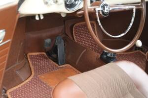 Image 42/50 of Volkswagen Karmann Ghia 1300 (1966)