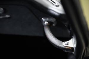 Imagen 12/40 de Jaguar E-Type (2+2) (1970)