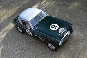 Image 8/29 of Austin-Healey 3000 Mk II (BT7) (1962)
