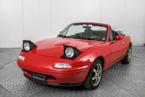 Immagine 18/50 di Mazda MX-5 1.6 (1990)