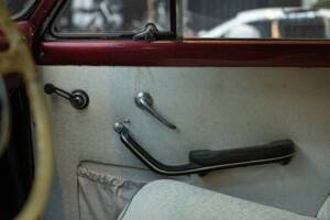 Image 37/42 of FIAT 1400 (1950)