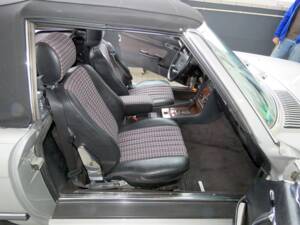 Image 23/39 de Mercedes-Benz 300 SL (1987)