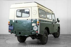 Image 40/50 of Land Rover 109 (1978)