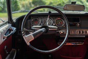 Image 39/56 of Citroën DS 20 Pallas (1971)