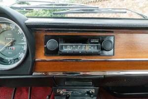 Imagen 47/50 de Alfa Romeo Giulia Nuova Super 1600 (1971)