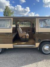 Bild 12/16 von Volkswagen T3 Caravelle GL 1.9 (1982)