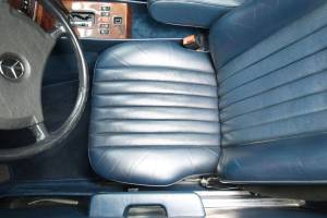 Image 16/30 of Mercedes-Benz 500 SL (1985)