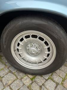 Image 29/147 de Mercedes-Benz 450 SEL 6,9 (1976)