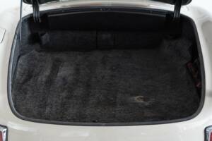 Image 47/50 of Mercedes-Benz 300 SL Roadster (1961)