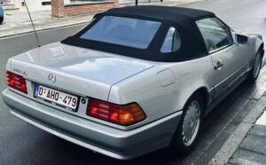 Image 7/8 de Mercedes-Benz 500 SL (1990)