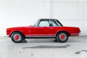Image 4/35 of Mercedes-Benz 280 SL (1970)