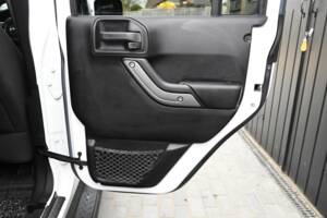 Imagen 38/50 de Jeep Wrangler 3.6 V6 (2015)