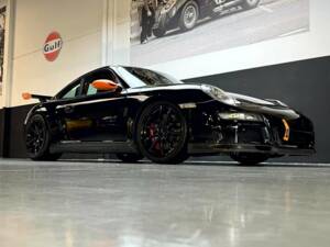 Bild 26/50 von Porsche 911 GT3 RS (2008)