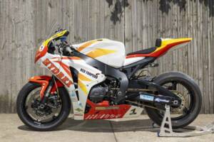 Bild 2/31 von Honda CBR 1000 RR Fireblade (2008)