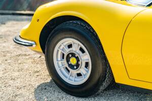 Bild 18/45 von Ferrari Dino 246 GT (1972)