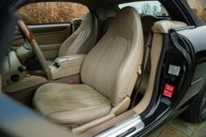 Bild 32/50 von Jaguar XK8 4.0 (2006)