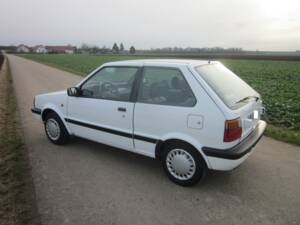 Immagine 3/7 di Nissan Micra 1.2 (1990)