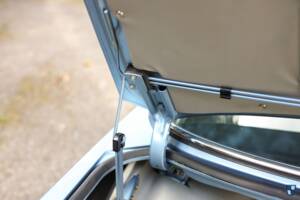 Image 30/73 of BMW 3.0 CSi (1973)