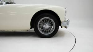 Image 10/15 of MG MGA 1600 (1962)