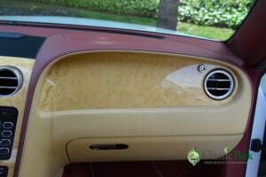 Bild 43/50 von Bentley Continental GT (2008)