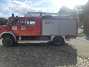 Image 2/4 of Mercedes-Benz LA 1113 (1977)