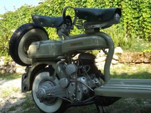 Immagine 9/50 di Innocenti Lambretta D 125 (1958)