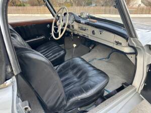 Bild 4/4 von Mercedes-Benz 190 SL (1962)