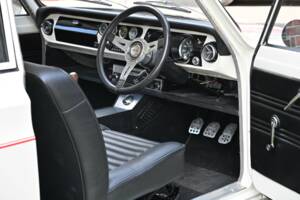 Bild 30/46 von Ford Cortina GT (1965)