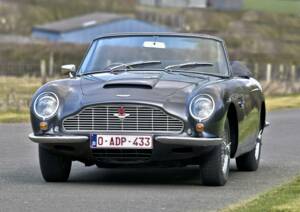 Imagen 5/50 de Aston Martin DB 6 Vantage Volante (1969)