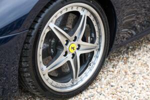 Image 17/50 of Ferrari 599 GTB Fiorano (2009)