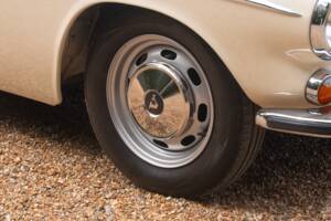 Image 21/50 of Volvo 1800 S (1966)