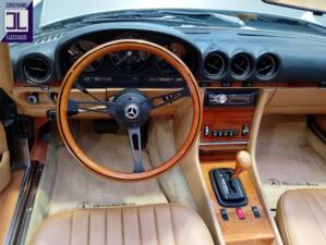 Bild 24/60 von Mercedes-Benz 380 SL (1982)
