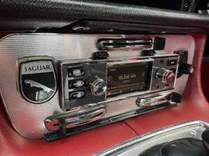 Bild 37/40 von Jaguar XJ 6 4.2 (1971)