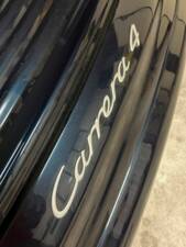 Image 12/12 of Porsche 911 Carrera 4 (1998)