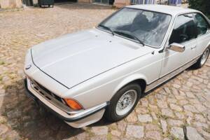 Bild 18/106 von BMW 633 CSi (1976)