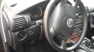 Afbeelding 7/19 van Volkswagen Passat 2.0 (2003)