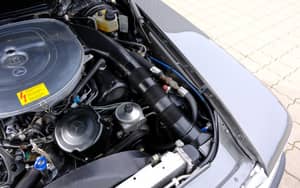 Image 95/96 of Mercedes-Benz 560 SL (1987)