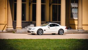 Afbeelding 1/25 van Mercedes-Benz SL 550 (USA) (2007)