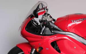 Image 31/66 of Triumph Daytona T595 (1998)