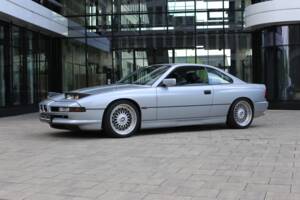 Afbeelding 4/33 van BMW 840i (1994)