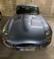 Bild 3/4 von Jaguar E-Type 4.2 (1965)